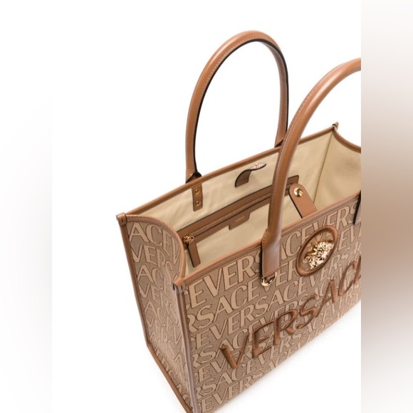 Versace tote bag
large Versace Allover-jacquard tote bag - Picture 4 of 9